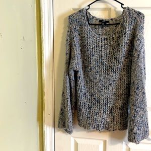Forever 21 long sleeve sweater for women. Size L